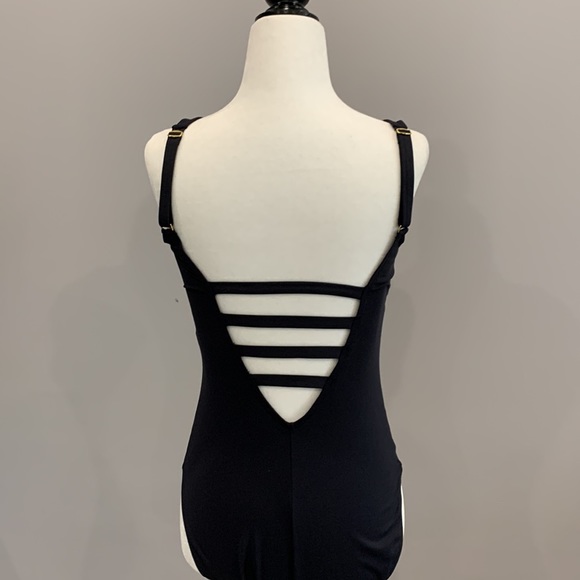 Swimming suit - Picture 3 of 4